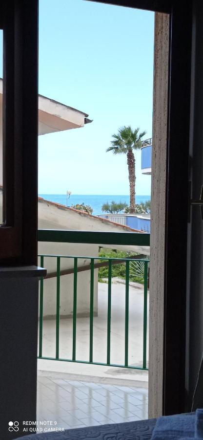 Ad Un Passo Dal Mare Bed & Breakfast Praia a Mare Dış mekan fotoğraf