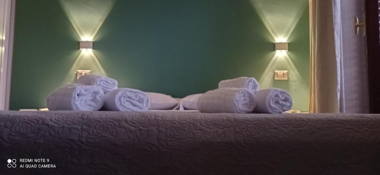 Ad Un Passo Dal Mare Bed & Breakfast Praia a Mare Dış mekan fotoğraf