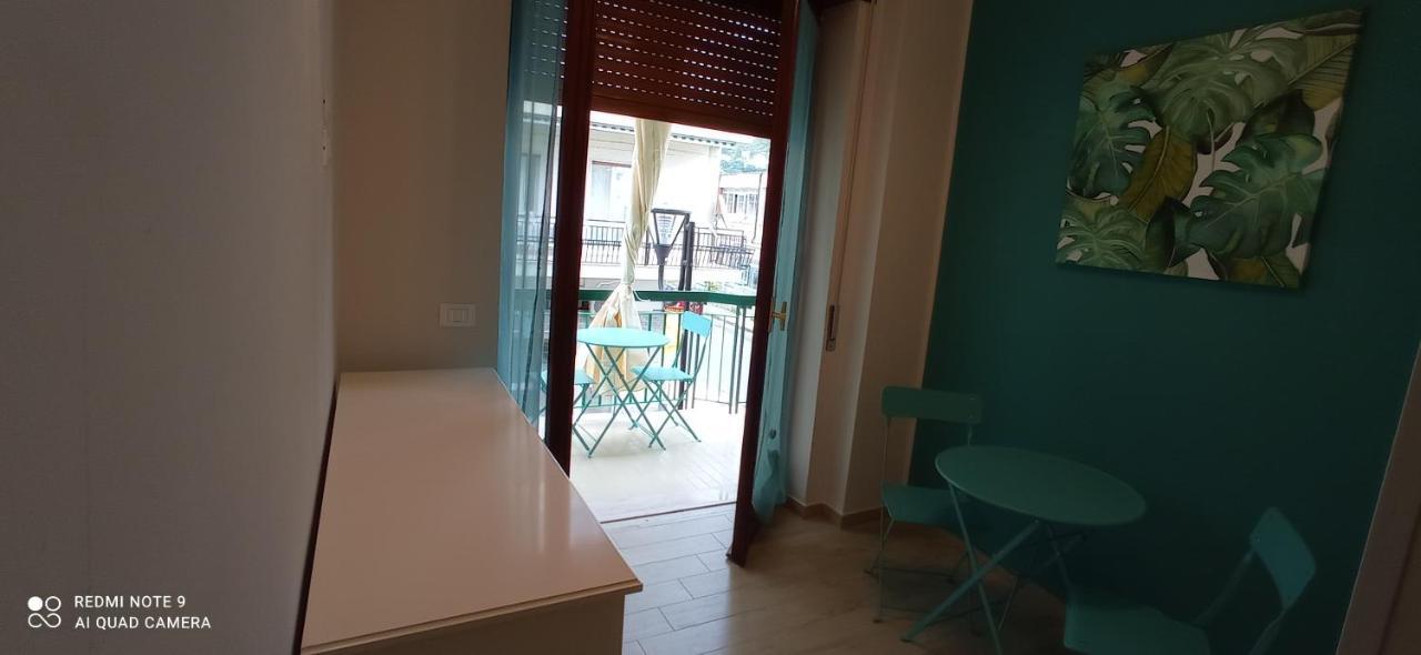 Ad Un Passo Dal Mare Bed & Breakfast Praia a Mare Dış mekan fotoğraf