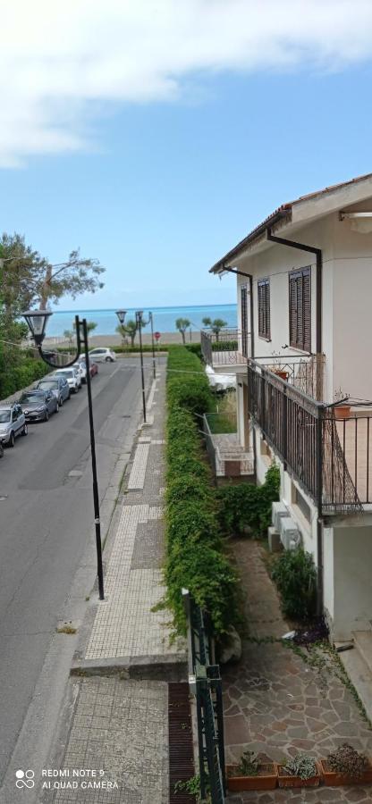 Ad Un Passo Dal Mare Bed & Breakfast Praia a Mare Dış mekan fotoğraf