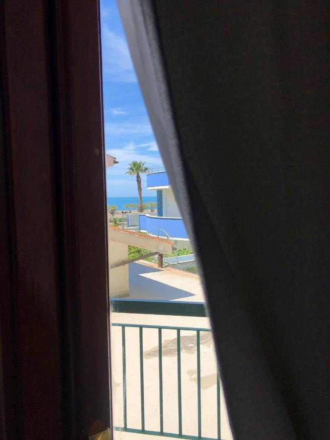Ad Un Passo Dal Mare Bed & Breakfast Praia a Mare Dış mekan fotoğraf