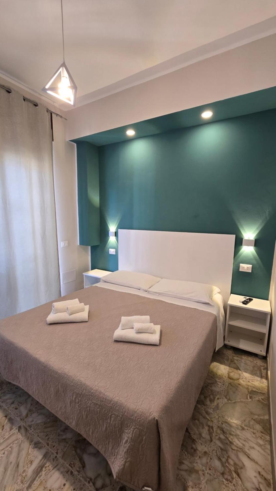 Ad Un Passo Dal Mare Bed & Breakfast Praia a Mare Dış mekan fotoğraf