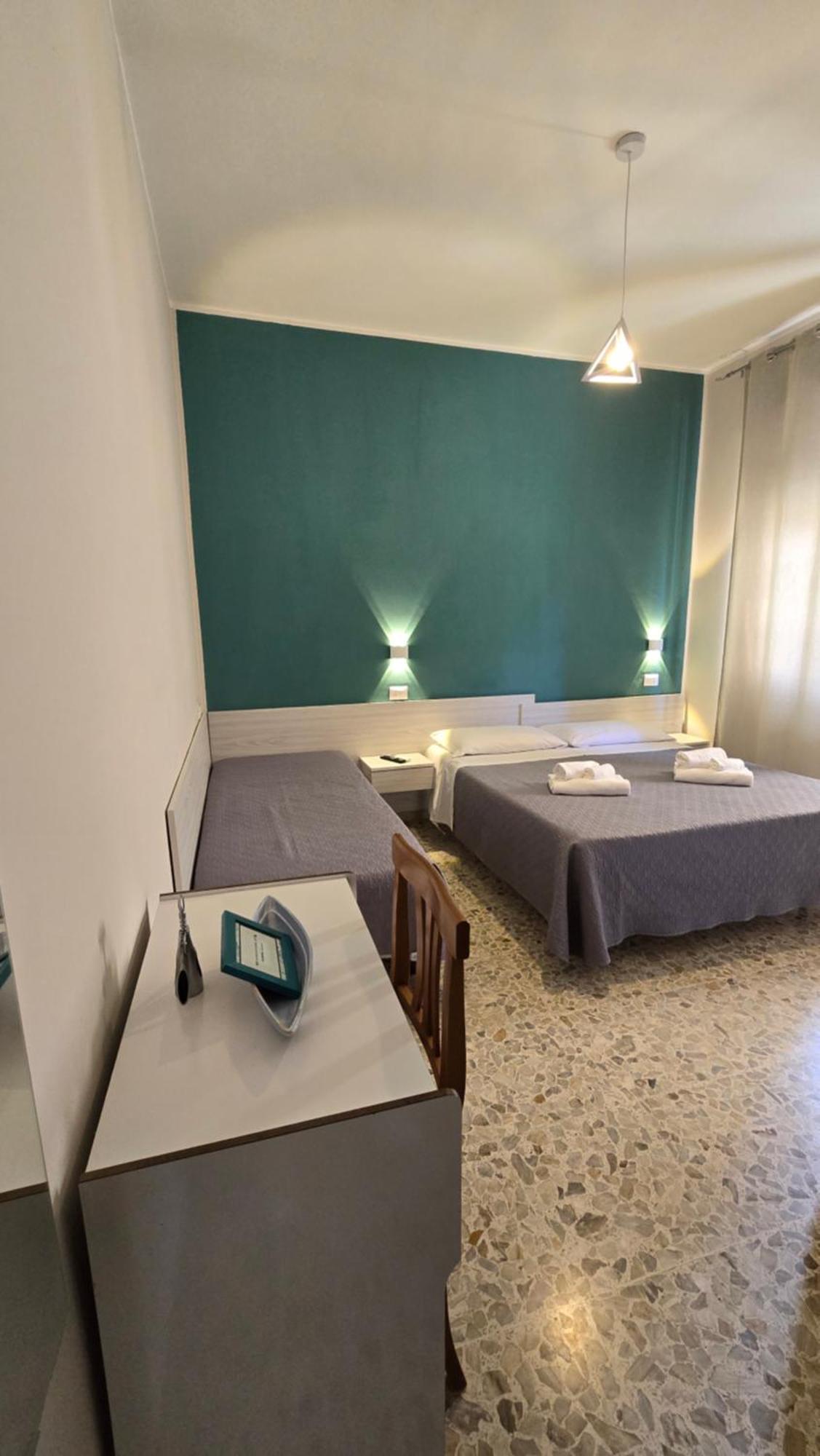 Ad Un Passo Dal Mare Bed & Breakfast Praia a Mare Dış mekan fotoğraf
