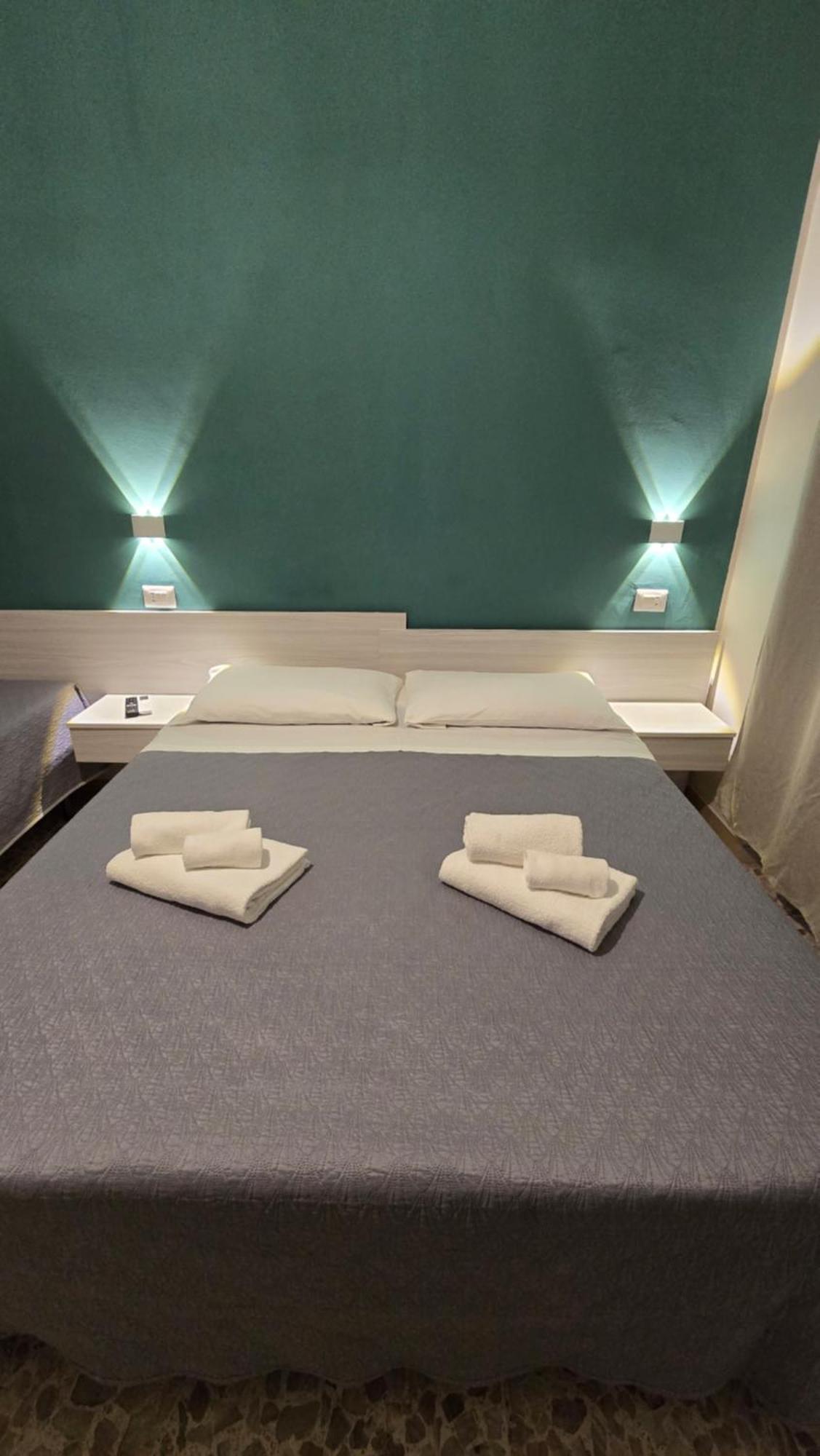 Ad Un Passo Dal Mare Bed & Breakfast Praia a Mare Dış mekan fotoğraf