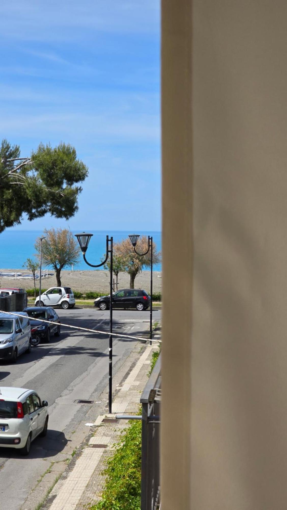 Ad Un Passo Dal Mare Bed & Breakfast Praia a Mare Dış mekan fotoğraf